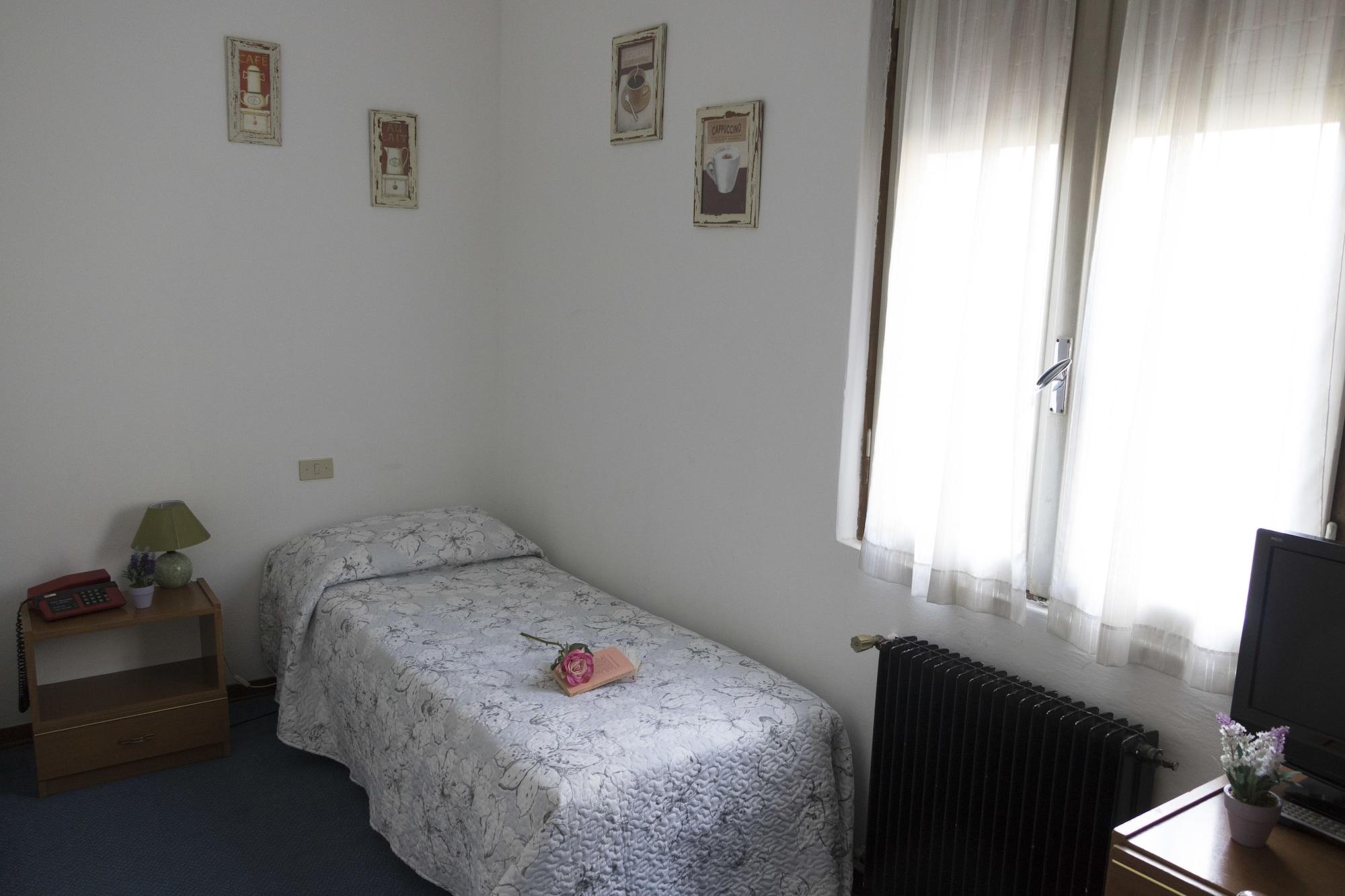 Hotel Primavera Ντεζεντσάνο ντελ Γκάρντα Εξωτερικό φωτογραφία