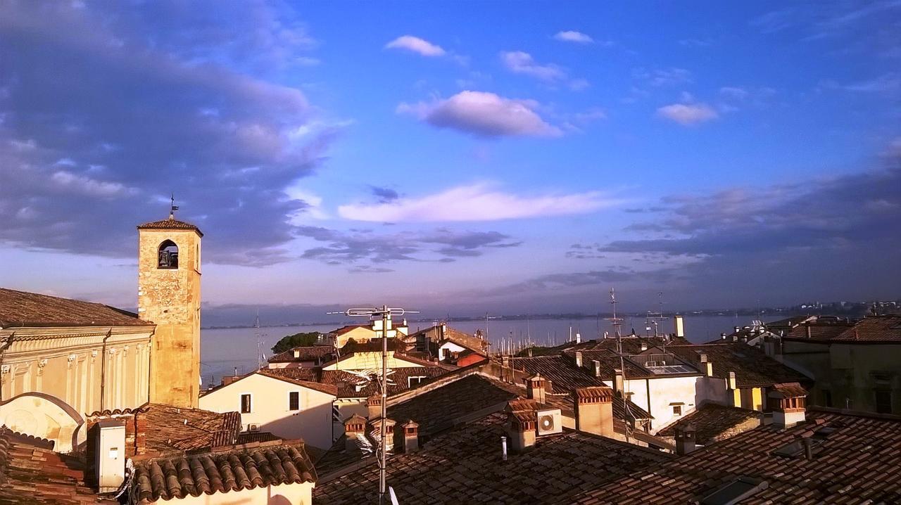 Hotel Primavera Ντεζεντσάνο ντελ Γκάρντα Εξωτερικό φωτογραφία